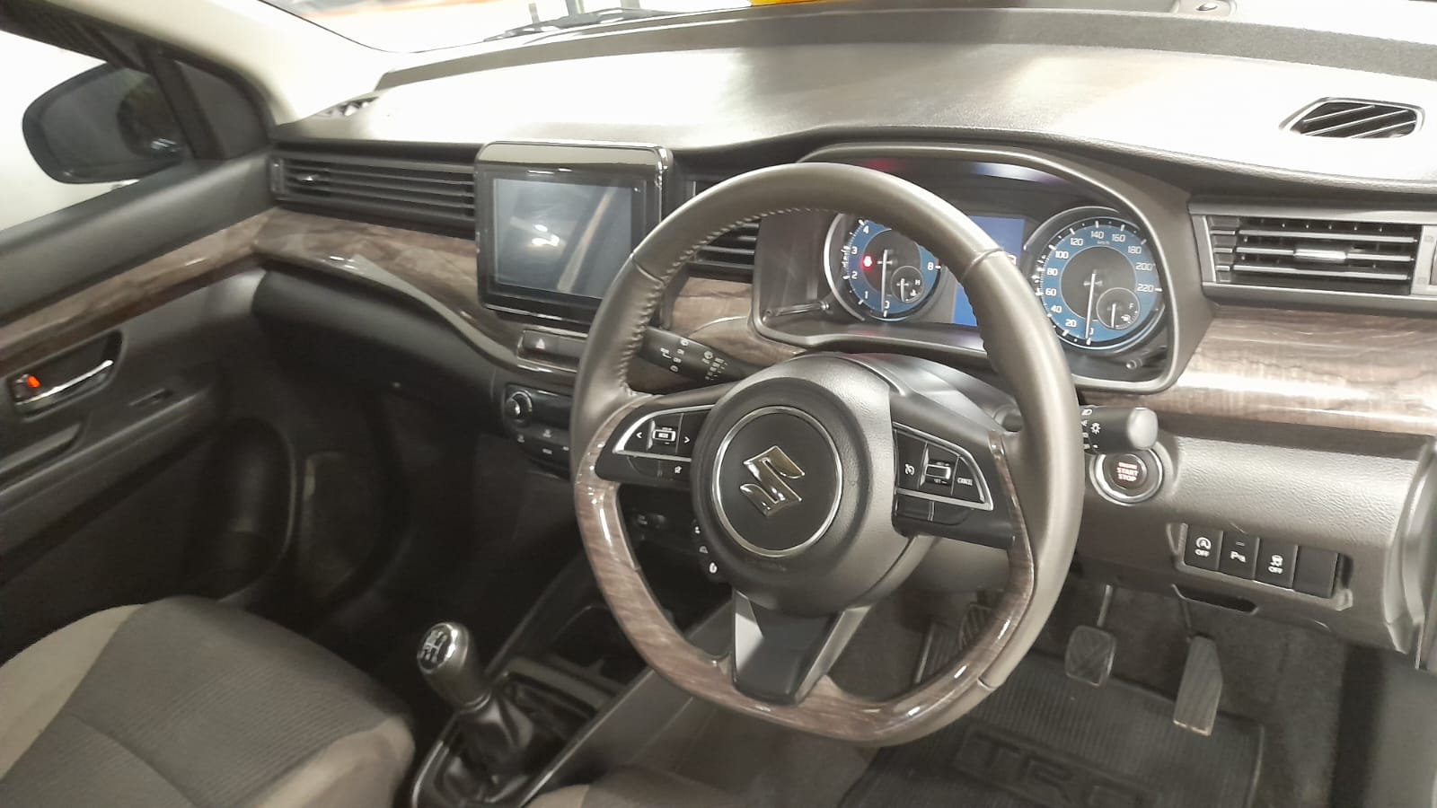 2020 Suzuki Ertiga Smart Hybrid 2020 Suzuki Ertiga Smart Hybrid