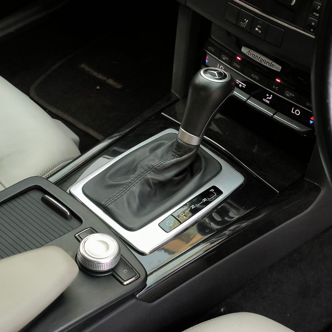 2010 Mercedes Benz E-Class 2010 Mercedes Benz E-Class