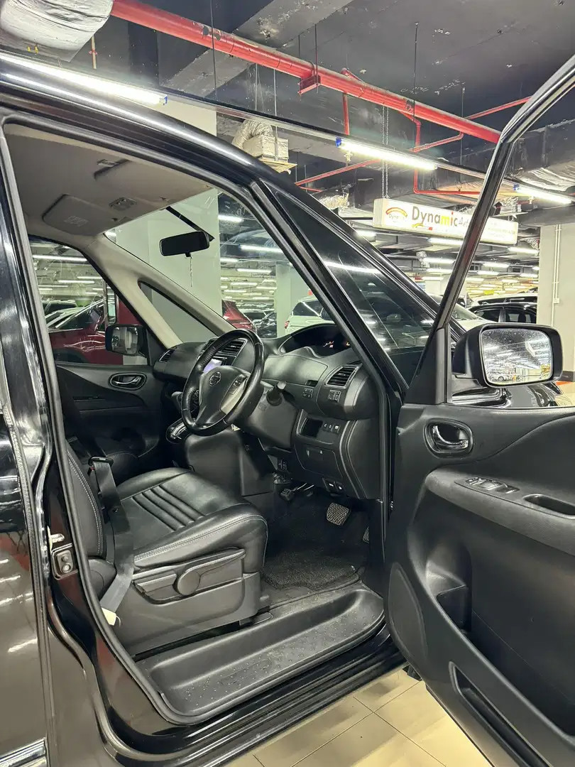 2014 Nissan Serena 2014 Nissan Serena