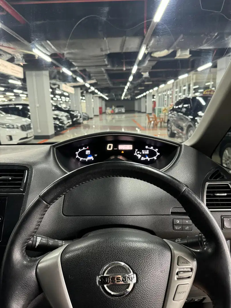 2014 Nissan Serena 2014 Nissan Serena