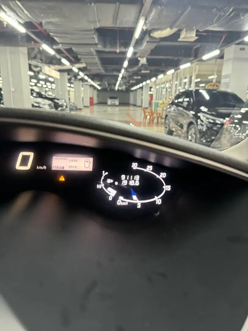 2014 Nissan Serena 2014 Nissan Serena