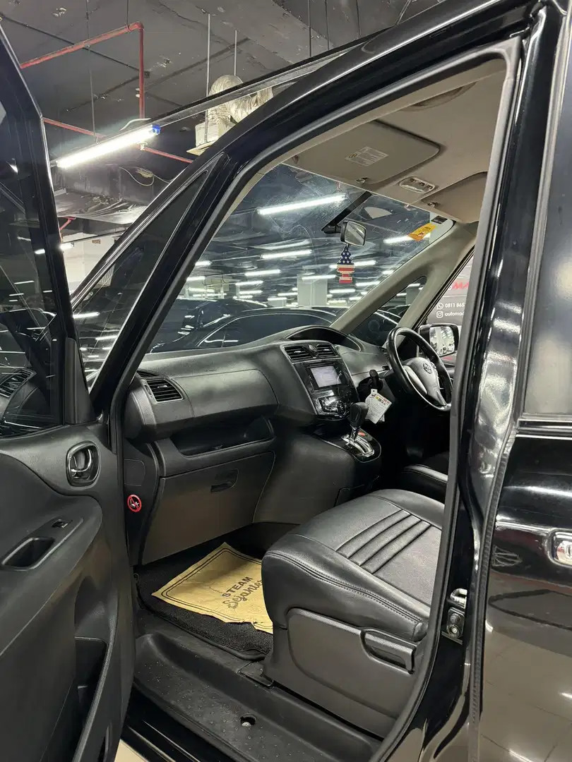 2014 Nissan Serena 2014 Nissan Serena