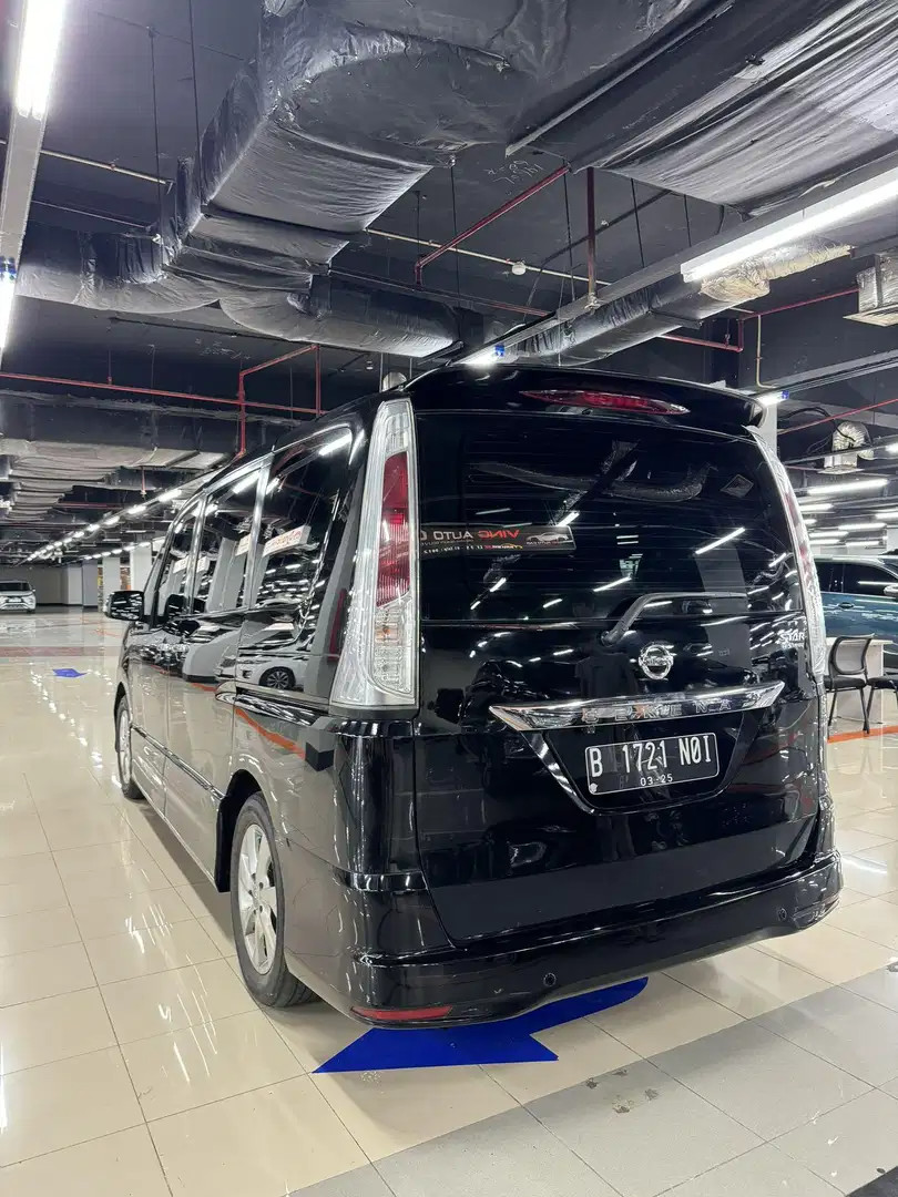 2014 Nissan Serena 2014 Nissan Serena