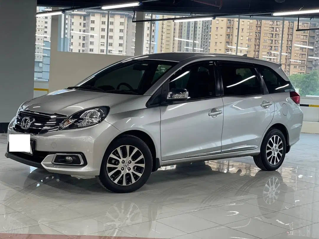 Second Hand 2015 Honda Mobilio Second Hand 2015 Honda Mobilio