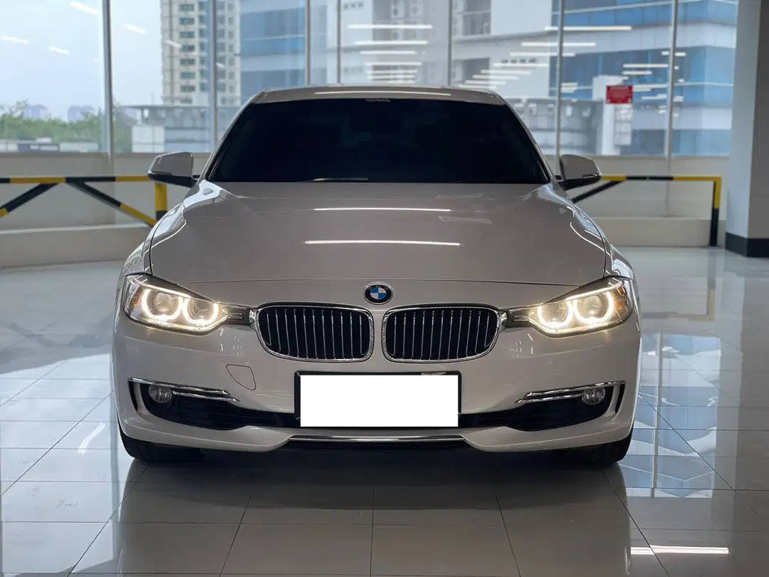 2015 BMW 3 Series Sedan 2015 BMW 3 Series Sedan