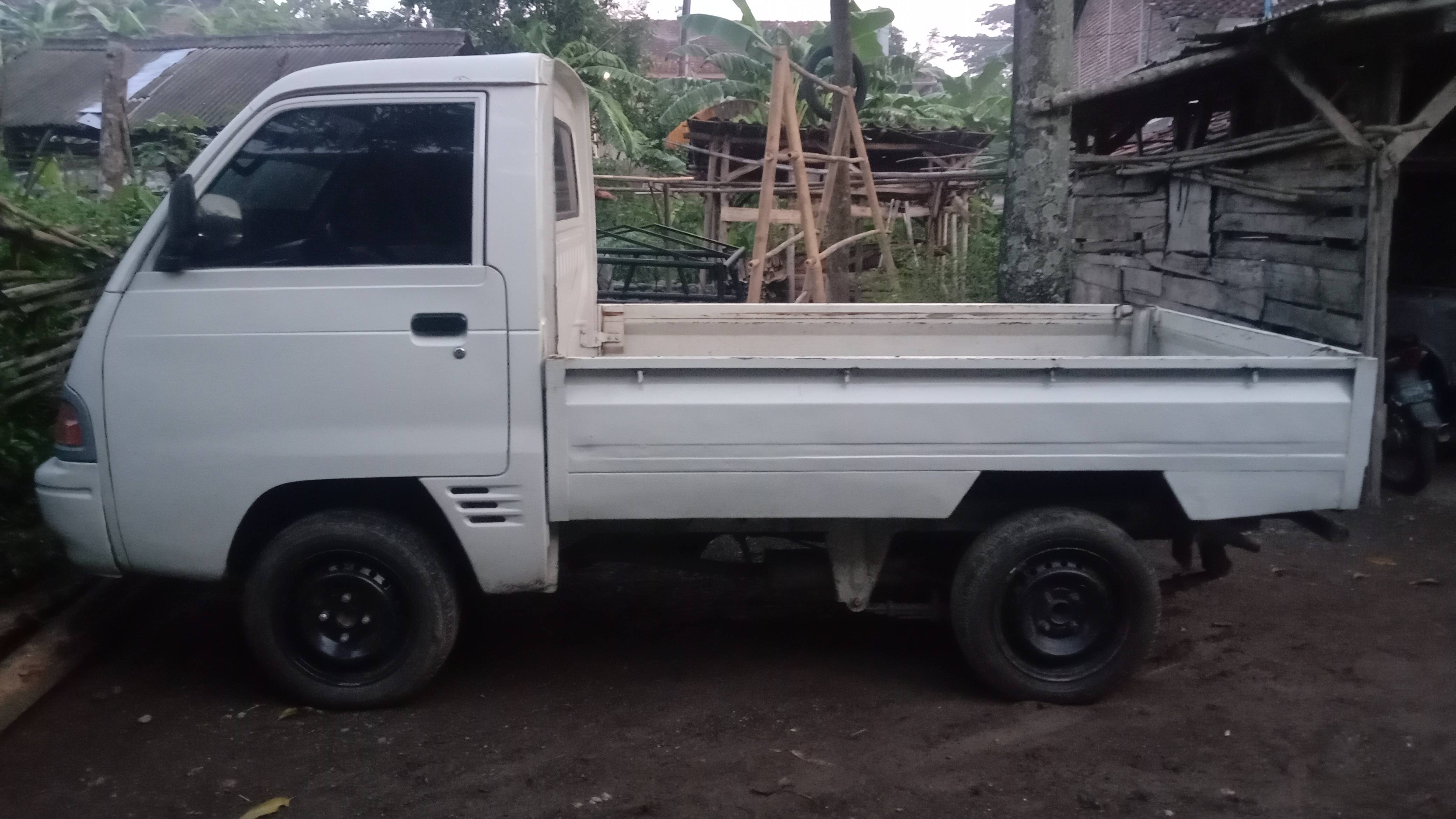 2003 Mitsubishi T120SS 2003 Mitsubishi T120SS