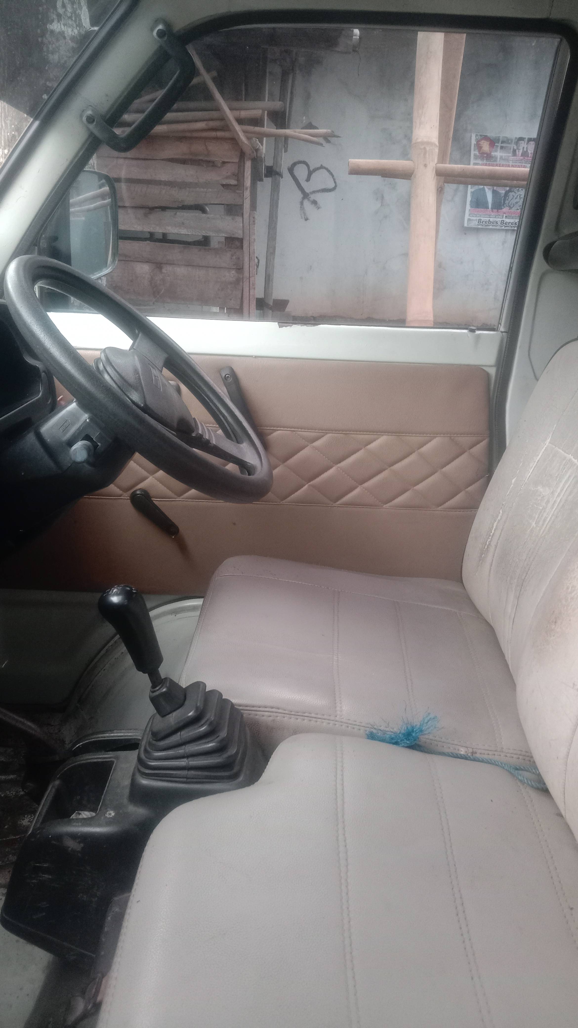 2003 Mitsubishi T120SS 2003 Mitsubishi T120SS