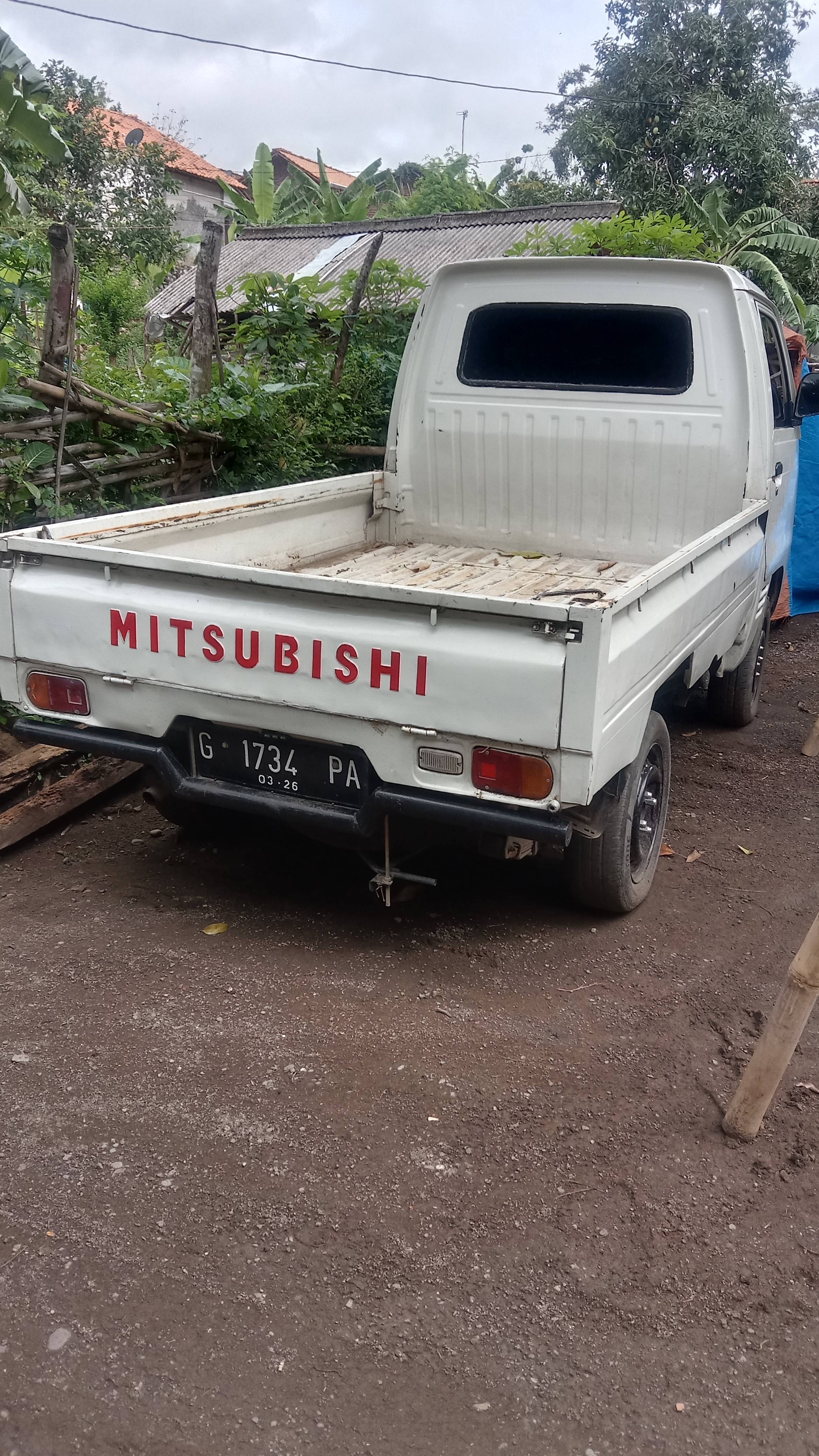 2003 Mitsubishi T120SS 2003 Mitsubishi T120SS