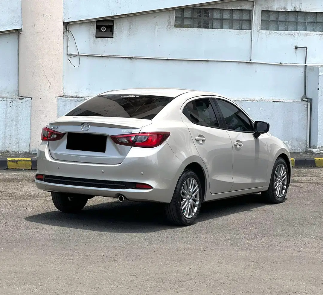 2022 Mazda 2 Sedan 2022 Mazda 2 Sedan