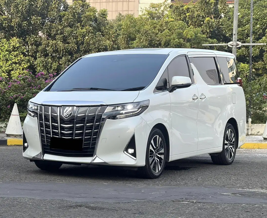 Second Hand 2022 Toyota Alphard Second Hand 2022 Toyota Alphard