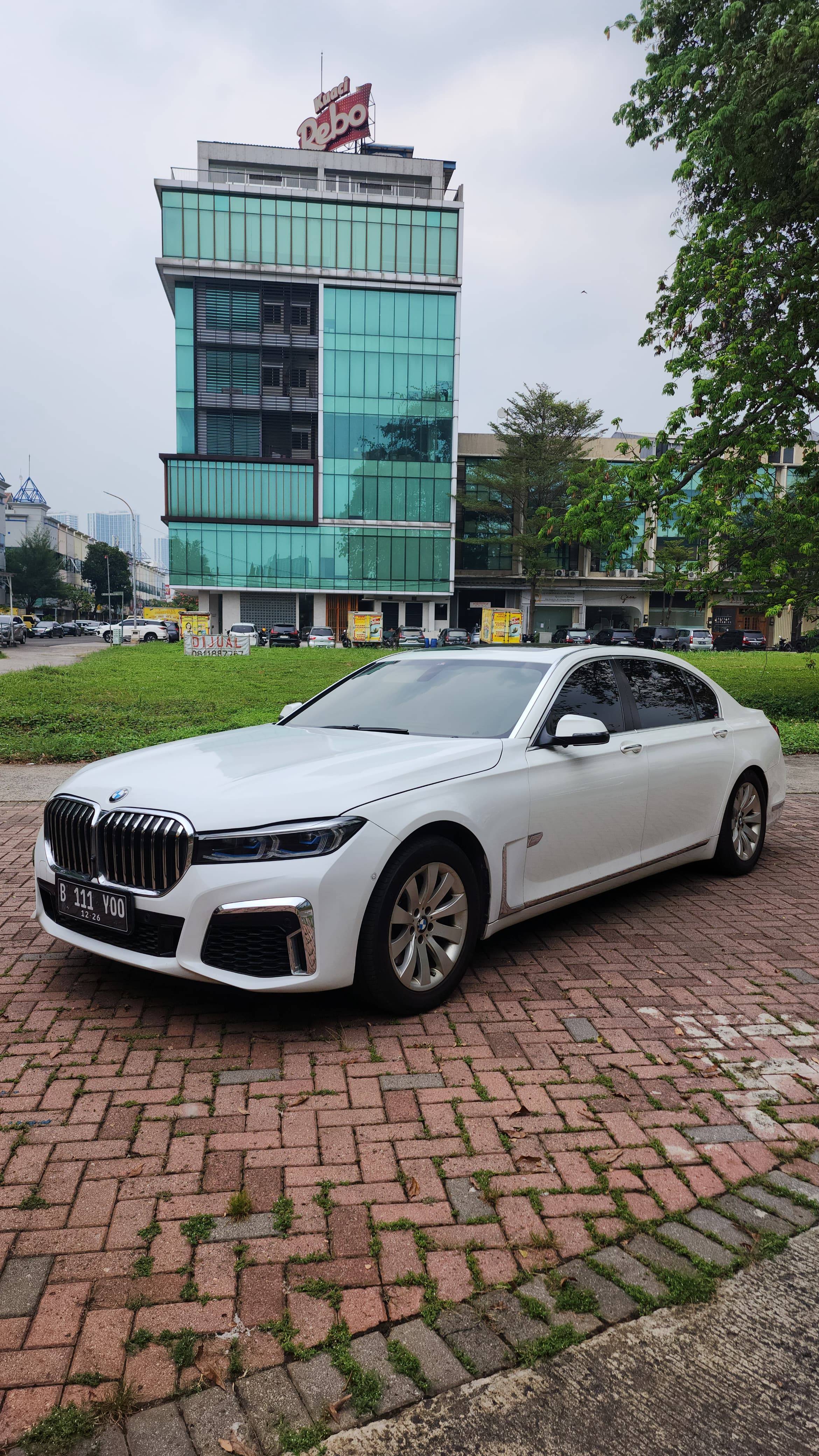 2013 BMW 7 Series Sedan 2013 BMW 7 Series Sedan