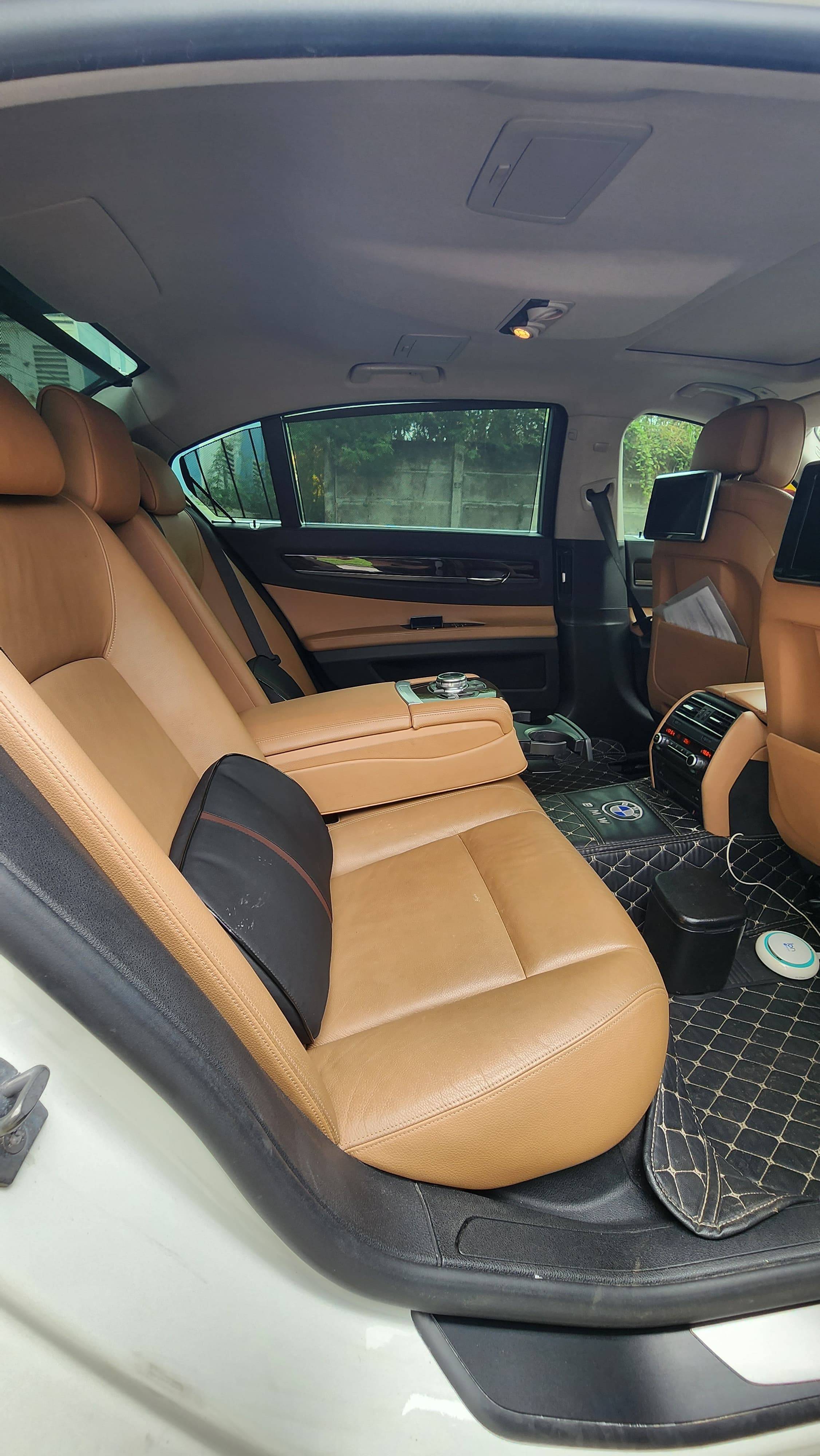 2013 BMW 7 Series Sedan 2013 BMW 7 Series Sedan