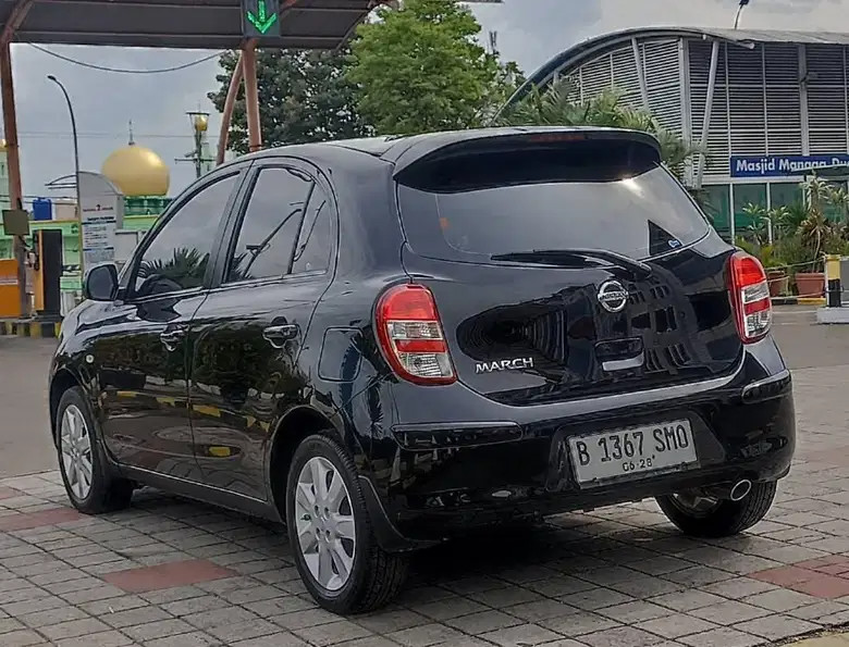 2012 Nissan March  1.2 XS AT 2012 Nissan March  1.2 XS AT