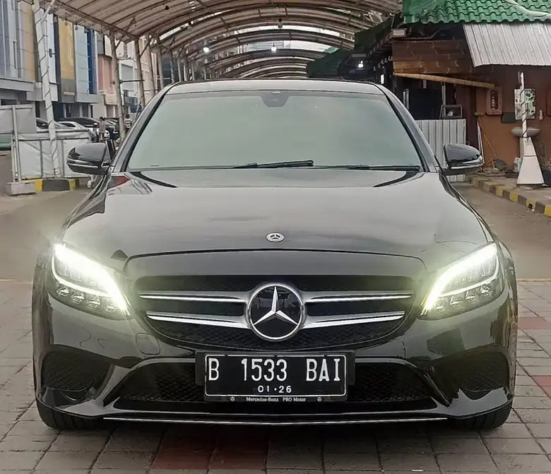 2019 Mercedes Benz C-Class Sedan Bekas 2019 Mercedes Benz C-Class Sedan Bekas