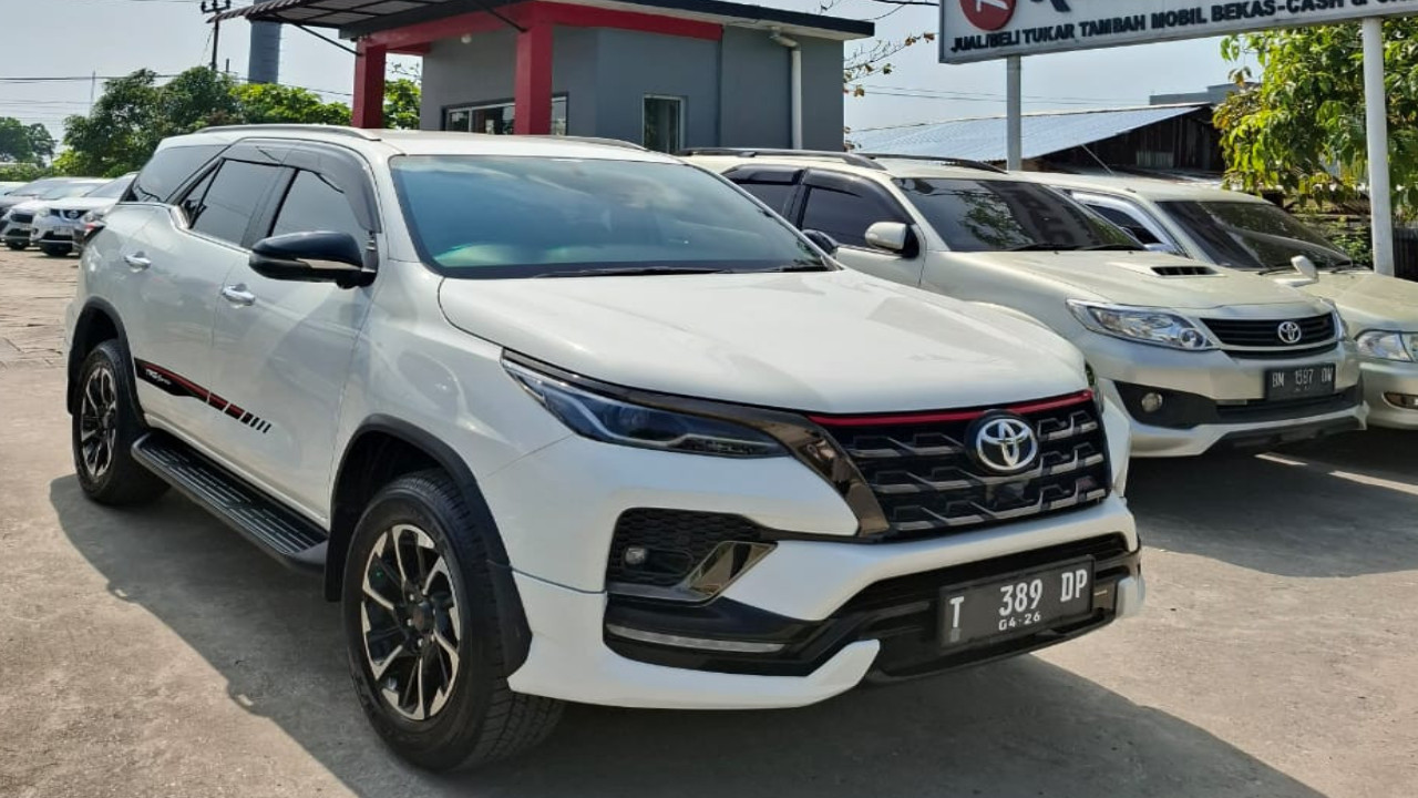 2021 Toyota Fortuner 2.4 VRZ AT 2021 Toyota Fortuner 2.4 VRZ AT