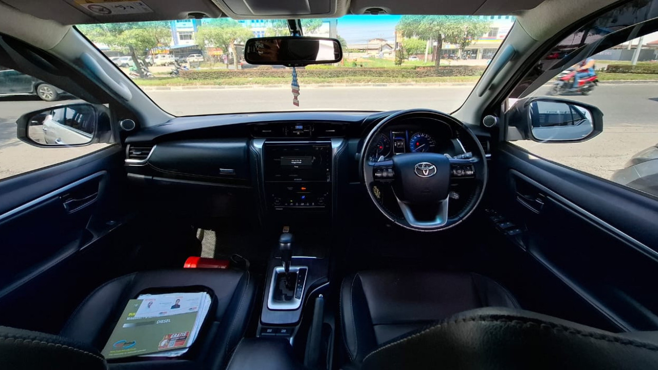 2021 Toyota Fortuner 2.4 VRZ AT 2021 Toyota Fortuner 2.4 VRZ AT