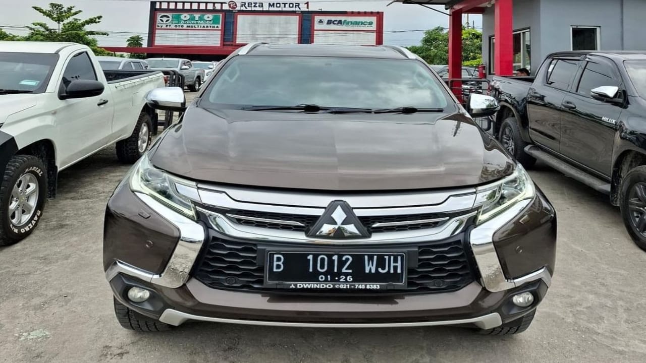 Second Hand 2020 Mitsubishi Pajero DAKAR 4X2 2.5L AT Second Hand 2020 Mitsubishi Pajero DAKAR 4X2 2.5L AT