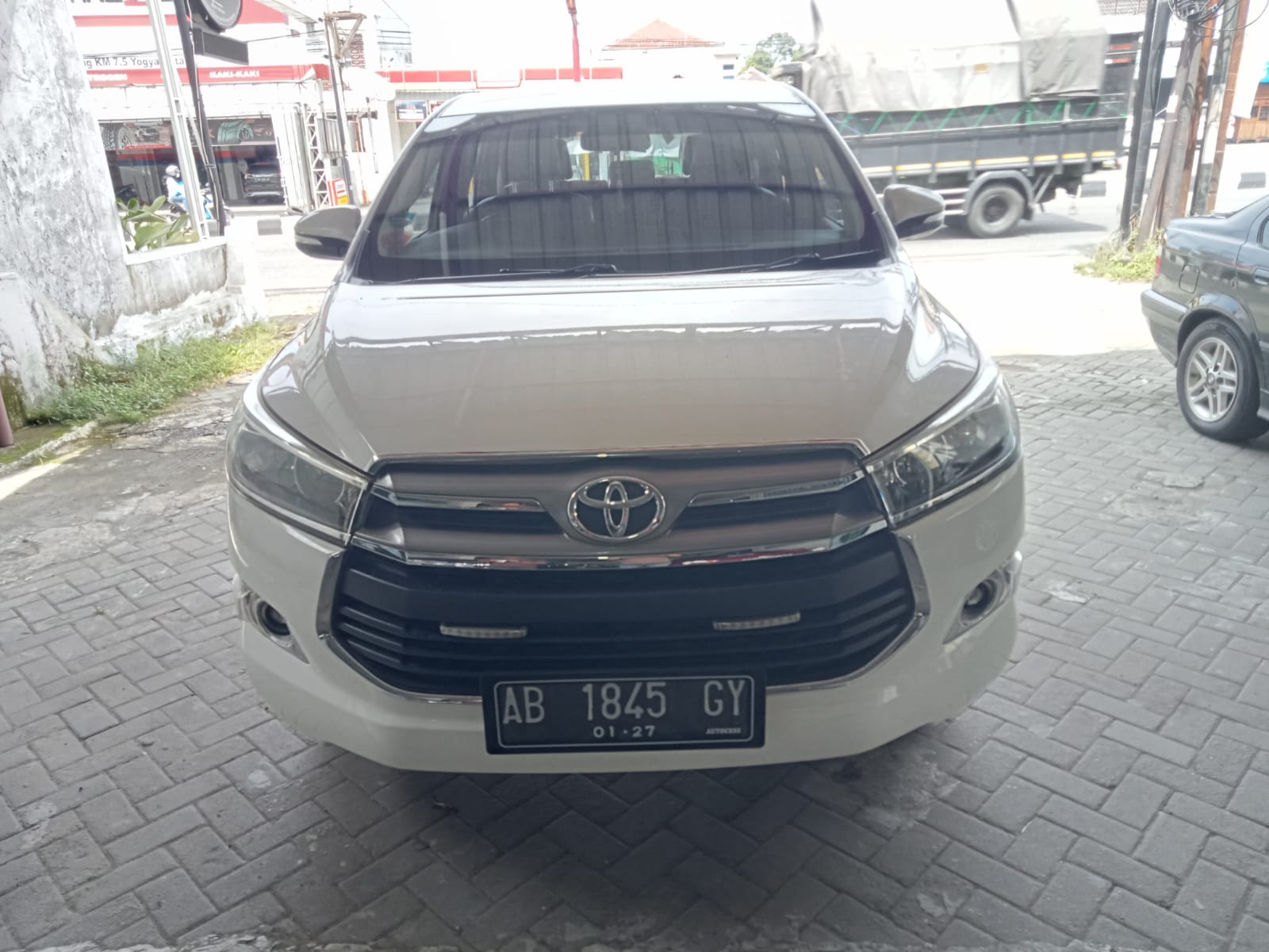 2016 Toyota Kijang Innova