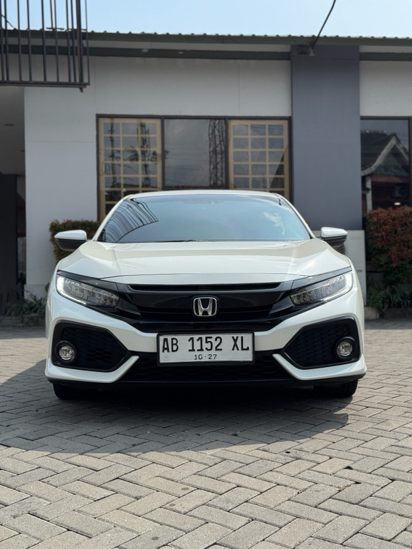 2018 Honda Civic Hatchback TURBO HATCHBACK E 1.5 AT