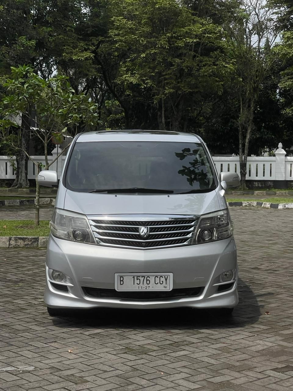 2006 Toyota Alphard