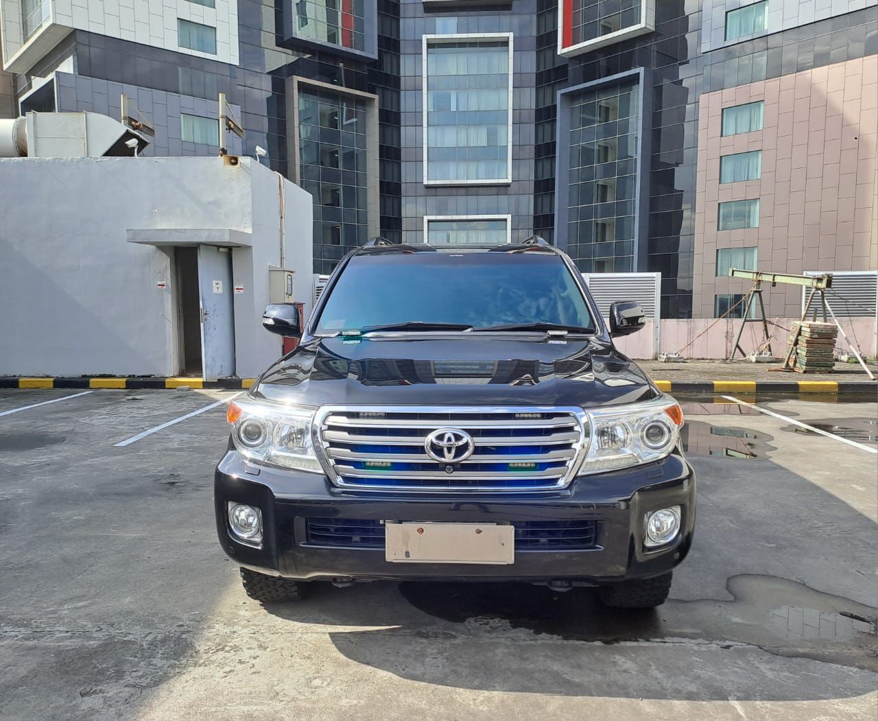 2012 Toyota Land Cruiser