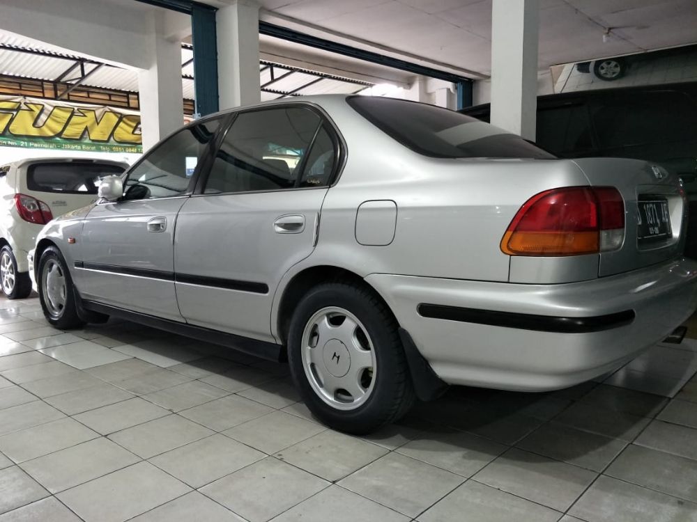 Old 1998 Honda Civic 1.5L ES 1.5L ES