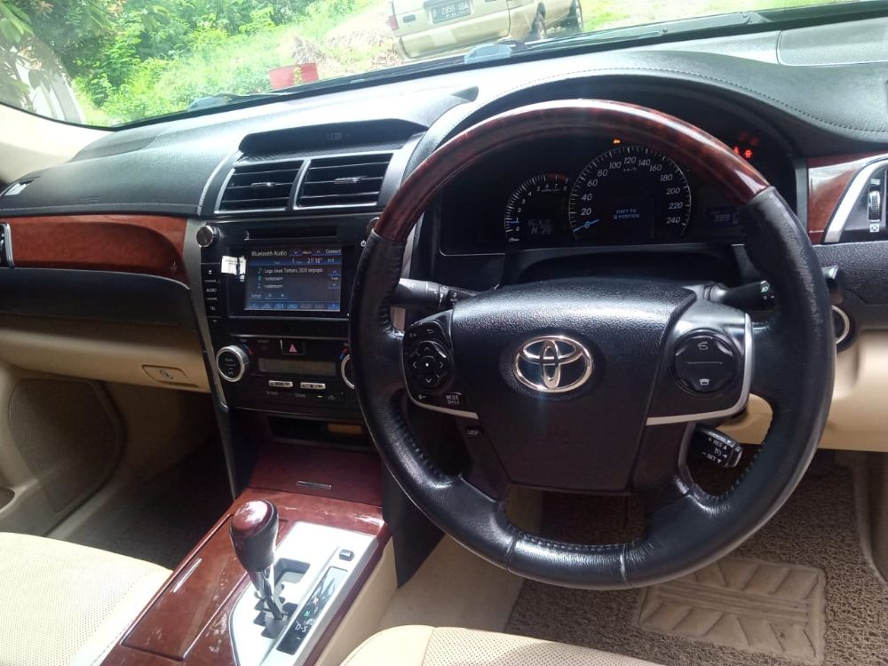 Old 2014 Toyota Camry V 2.5L AT V 2.5L AT