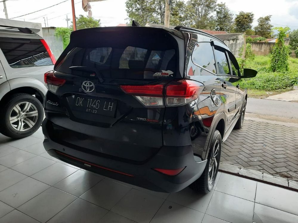 Dijual 2018 Toyota Rush  TRD Sportivo M/T TRD Sportivo M/T Bekas