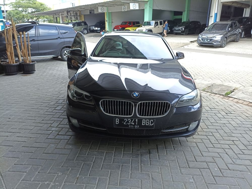 Used 2012 BMW 5 Series Sedan  520i Luxury 520i Luxury