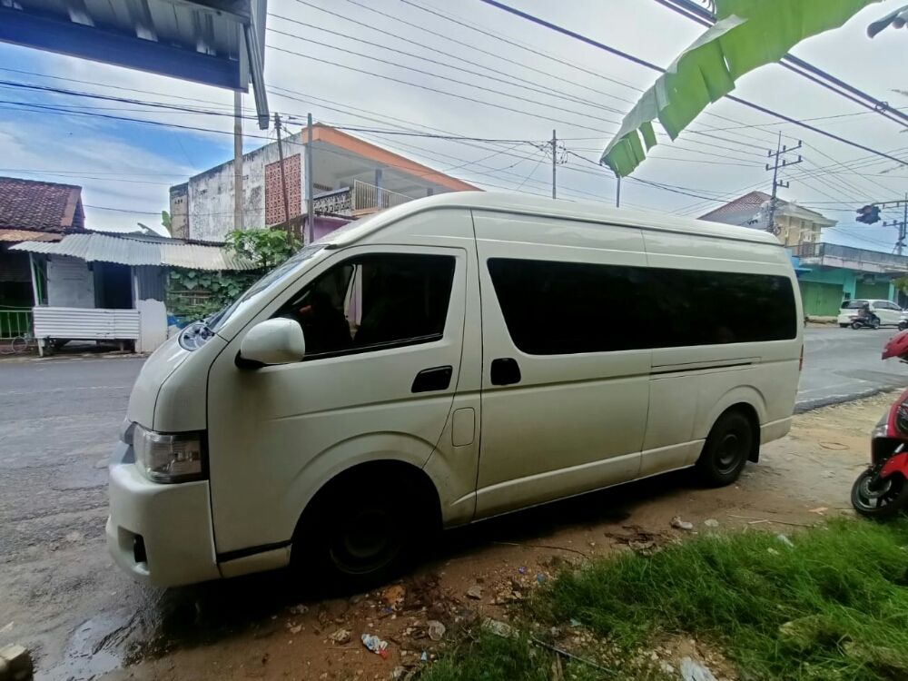 Used 2014 Toyota Hiace Commuter Manual Commuter Manual for sale