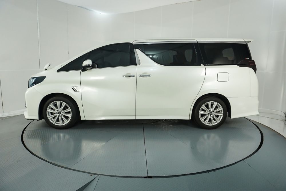 Dijual 2015 Toyota Alphard  2.5L SC 2.5L SC Bekas
