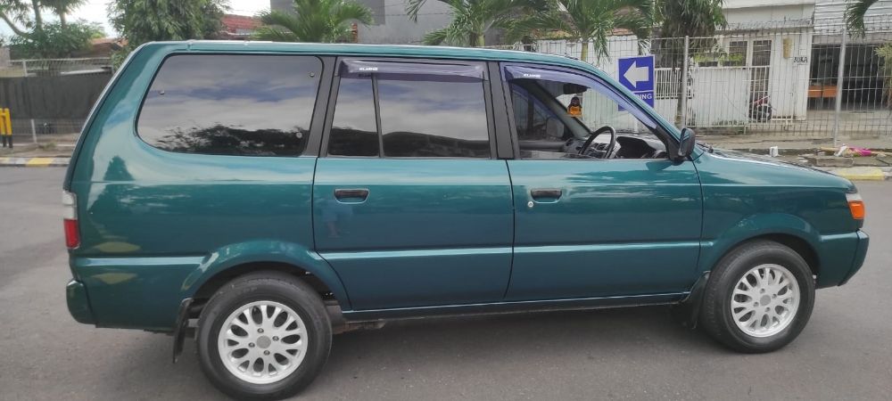 Dijual 1997 Toyota Kijang  1.8L LGX 1.8L LGX Bekas