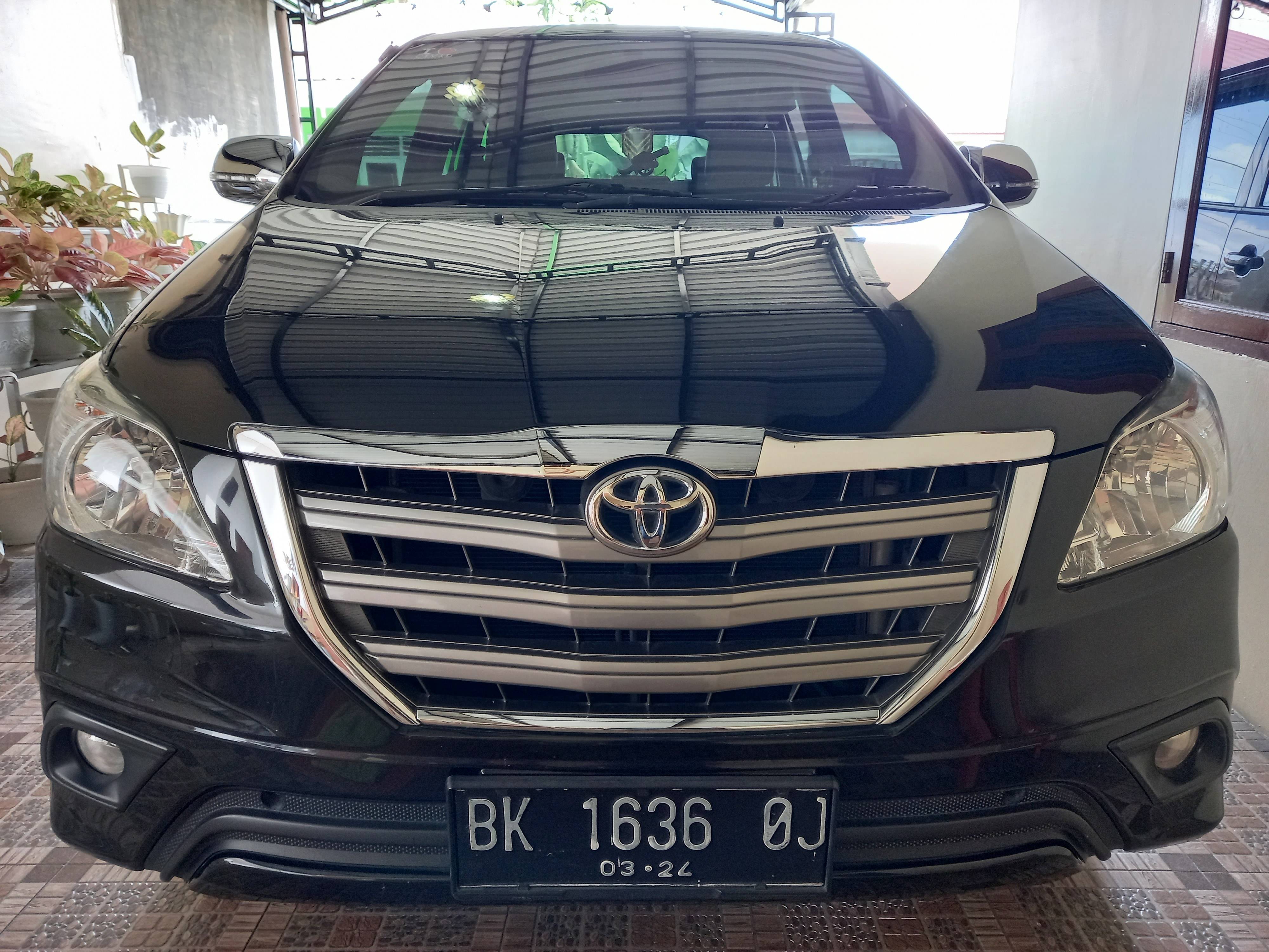 2014 Toyota Kijang Innova 2.5 G MT DIESEL 2.5 G MT DIESEL bekas