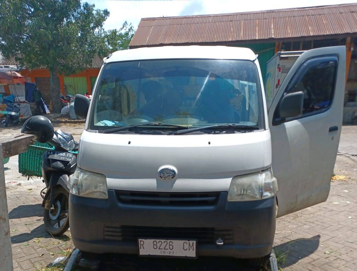 2012 Daihatsu Gran Max MB 1.3 BLIND VAN 1.3 BLIND VAN bekas