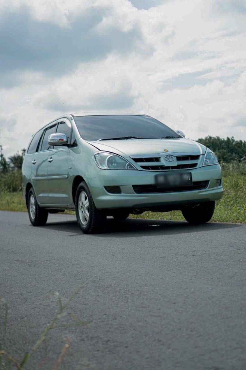 2006 Toyota Kijang Innova Bekas