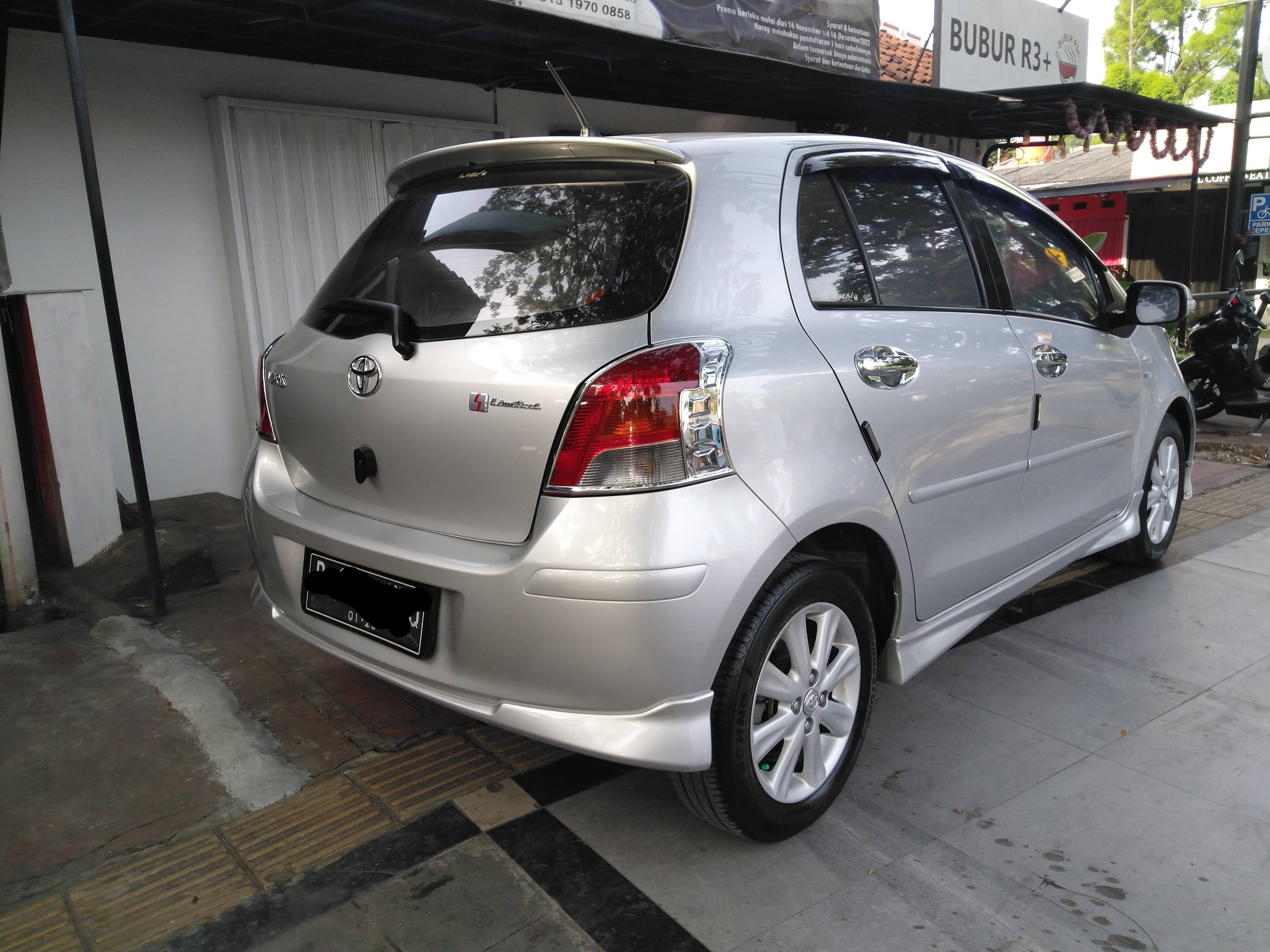 2010 Toyota Yaris  S Limited AT S Limited AT tua