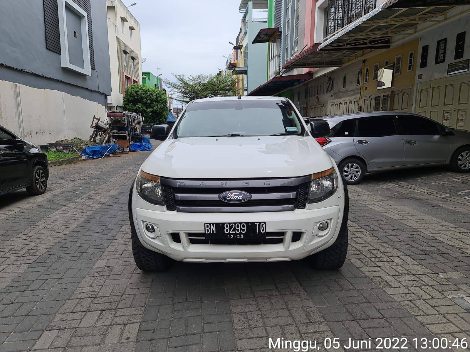 2012 Ford Ranger Double Cab 2.2L 4x4 MT XLS Double Cab 2.2L 4x4 MT XLS bekas