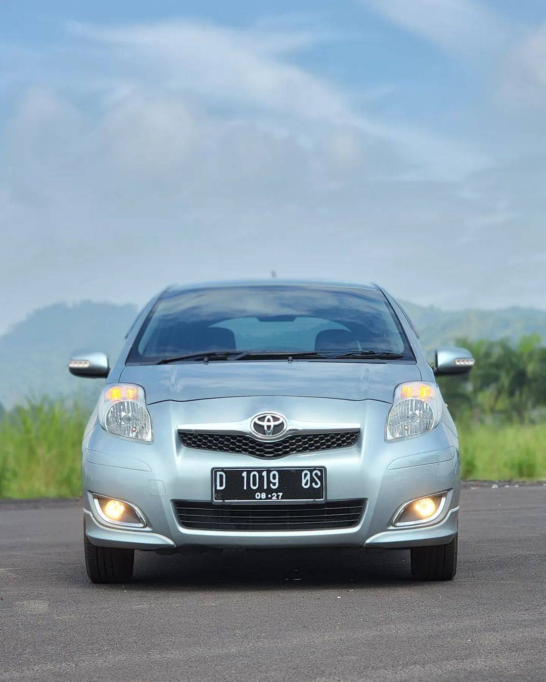 Used 2011 Toyota Yaris E 1.5L AT E 1.5L AT