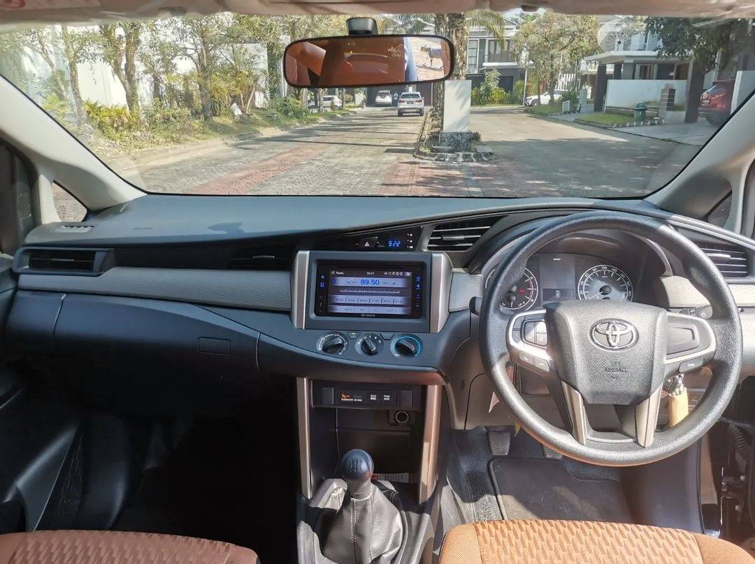 2016 Toyota Kijang Innova 2016 Toyota Kijang Innova