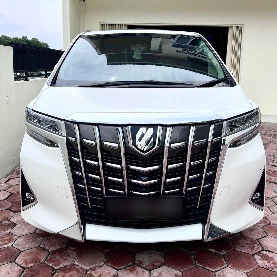 2018 Toyota Alphard Bekas