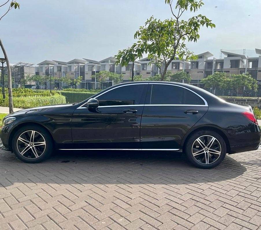 Old 2019 Mercedes Benz CLA-Class  200 SPORT 200 SPORT