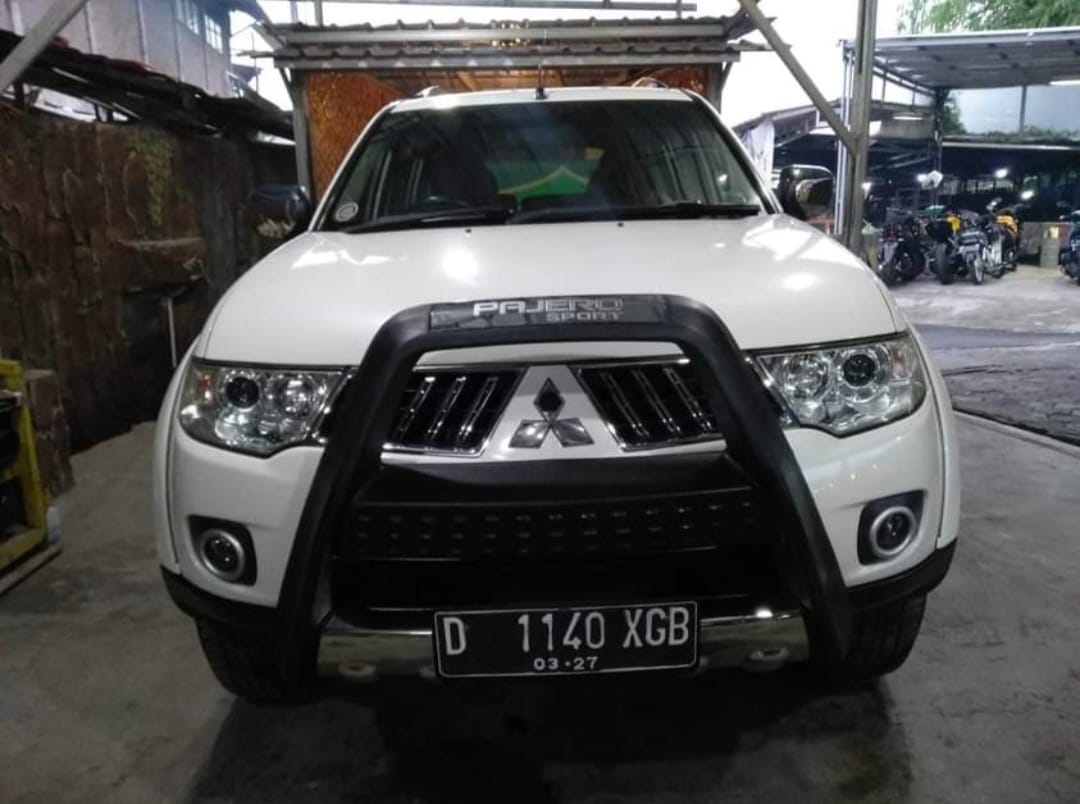 Second Hand 2009 Mitsubishi Pajero Second Hand 2009 Mitsubishi Pajero