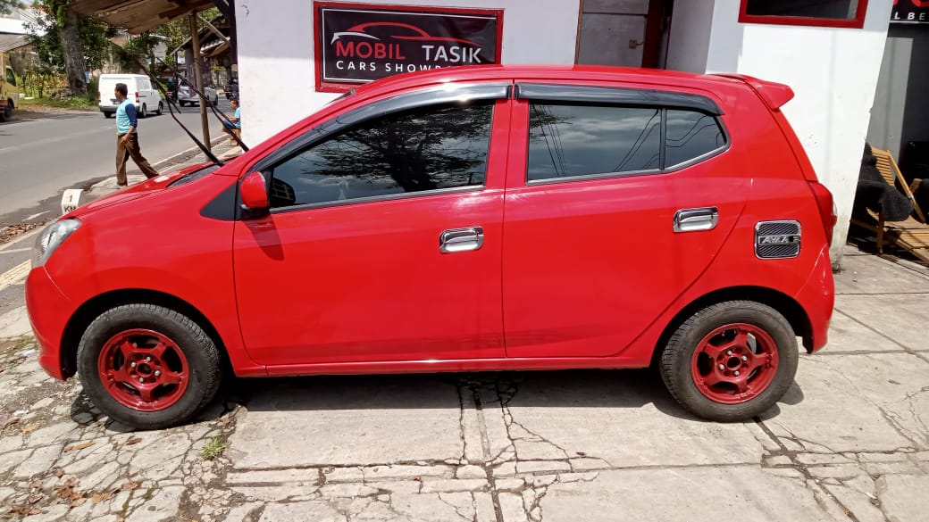 2015 Daihatsu Ayla 2015 Daihatsu Ayla