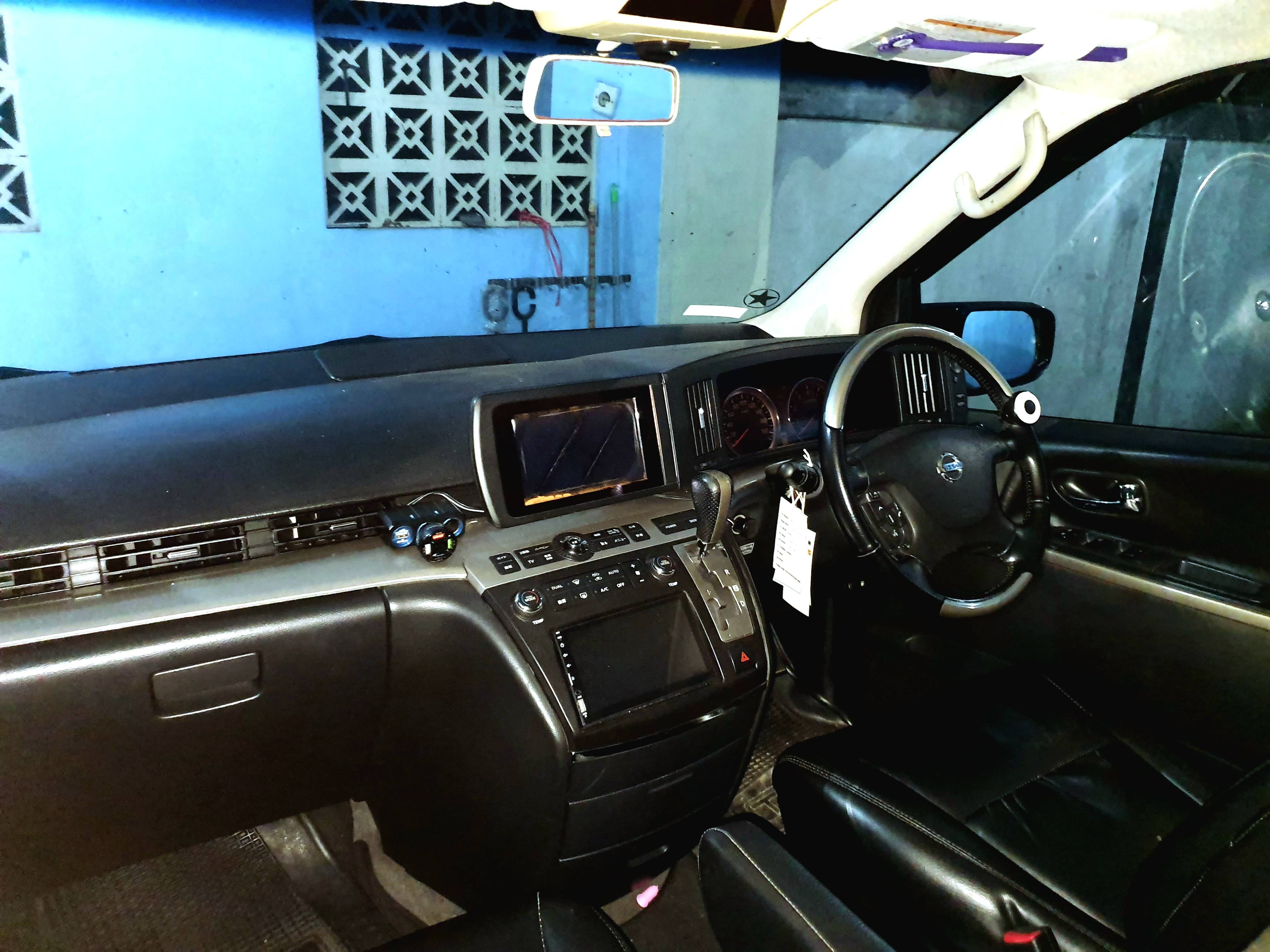 2005 Nissan Elgrand 2005 Nissan Elgrand