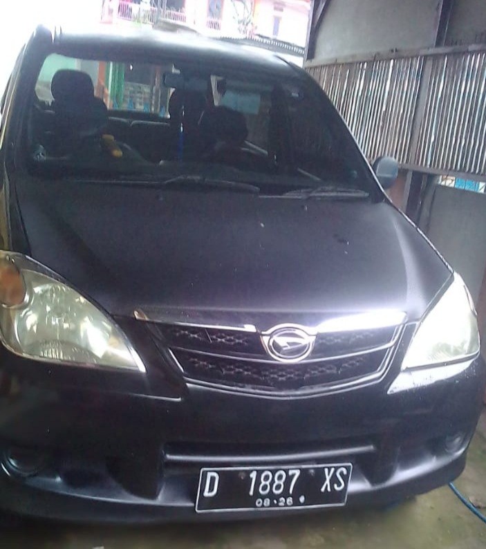 Second Hand 2011 Daihatsu Xenia Second Hand 2011 Daihatsu Xenia