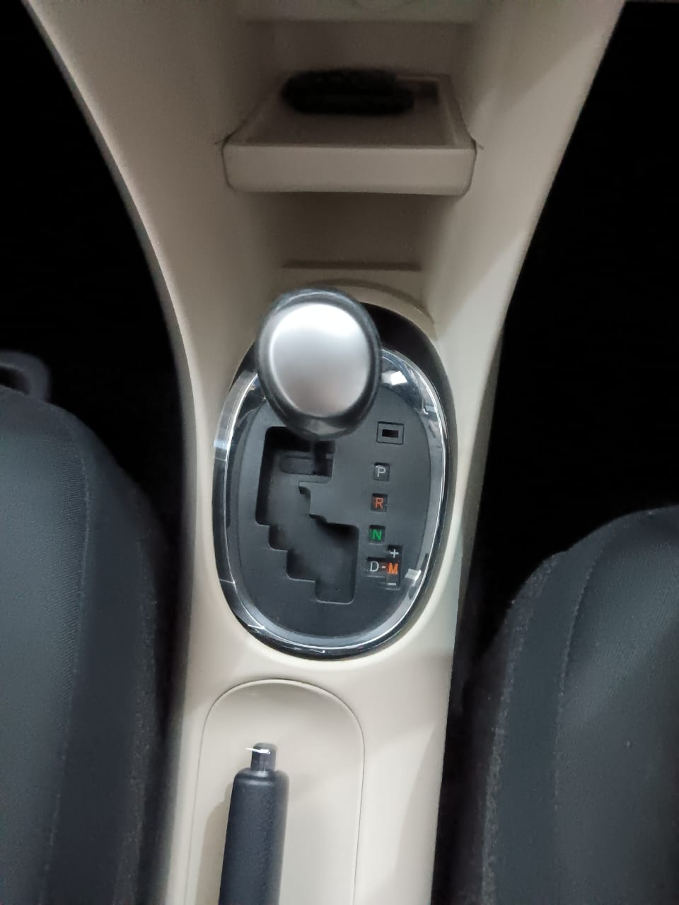 2016 Toyota Sienta 2016 Toyota Sienta