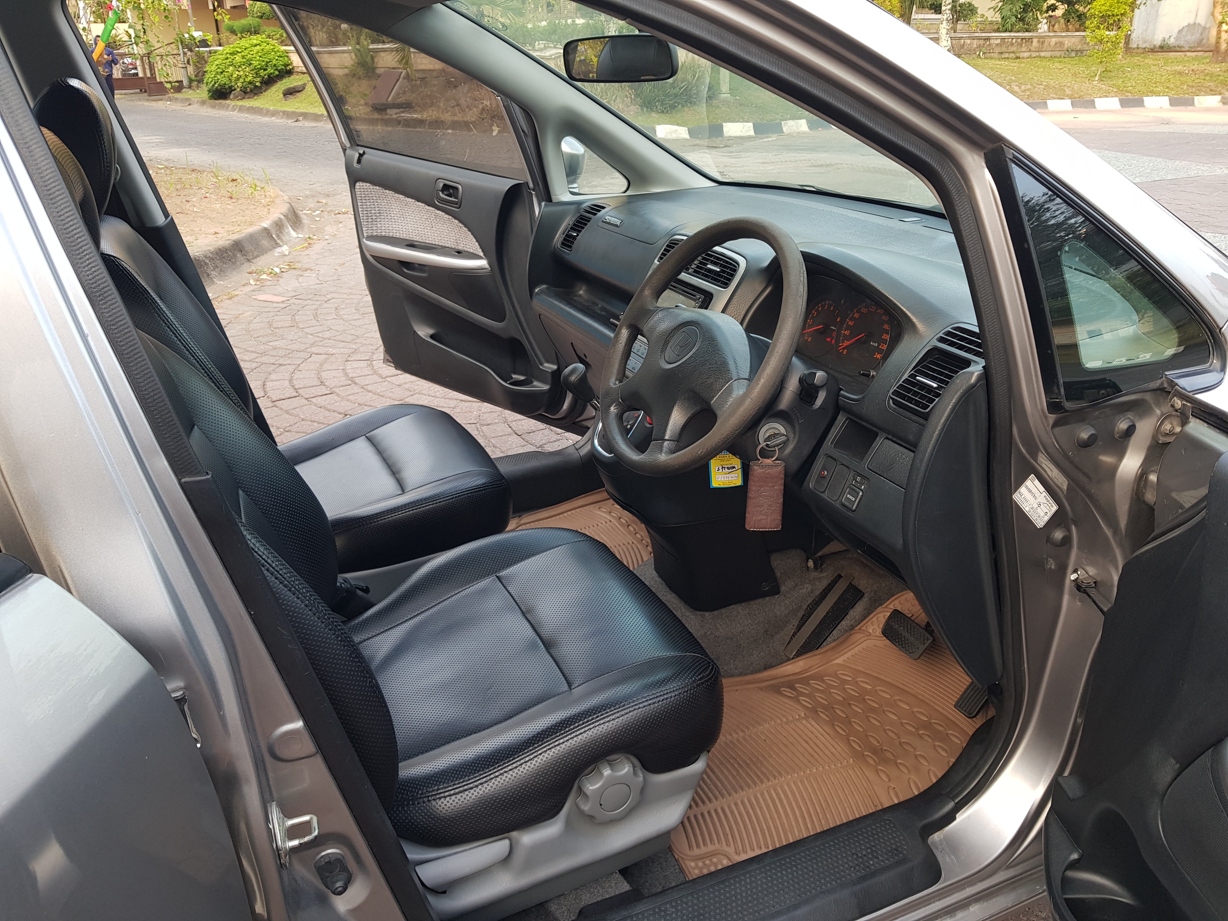 2005 Honda Stream VTEC 1.7L AT 2005 Honda Stream VTEC 1.7L AT