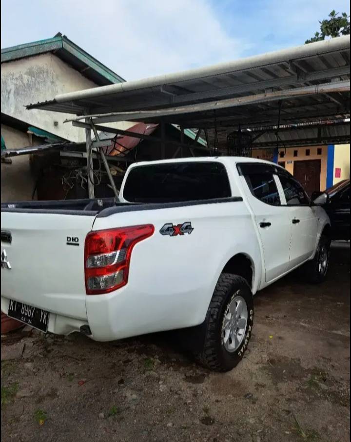 2017 Mitsubishi Strada Triton 2017 Mitsubishi Strada Triton