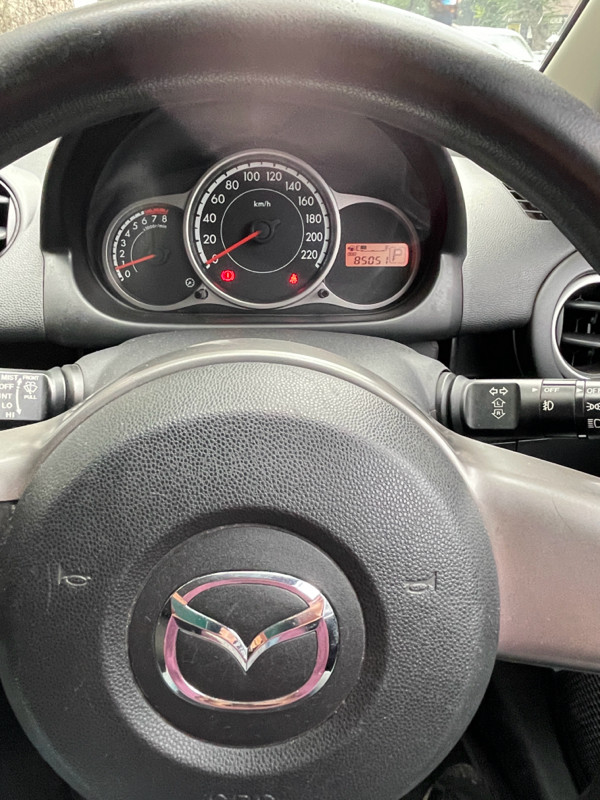 2012 Mazda 2 Hatchback 2012 Mazda 2 Hatchback