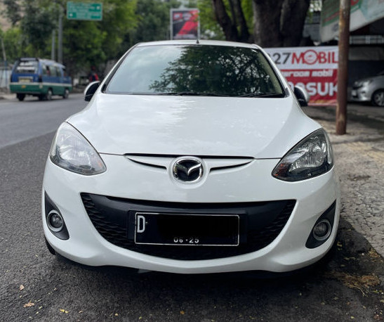 Second Hand 2012 Mazda 2 Hatchback Second Hand 2012 Mazda 2 Hatchback
